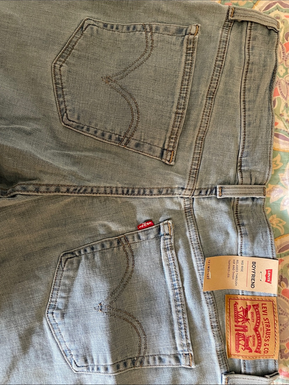 Levi's Sculpt Hypersoft Light Blue  Boyfriend Jeans. Size 12 31/27. NWT